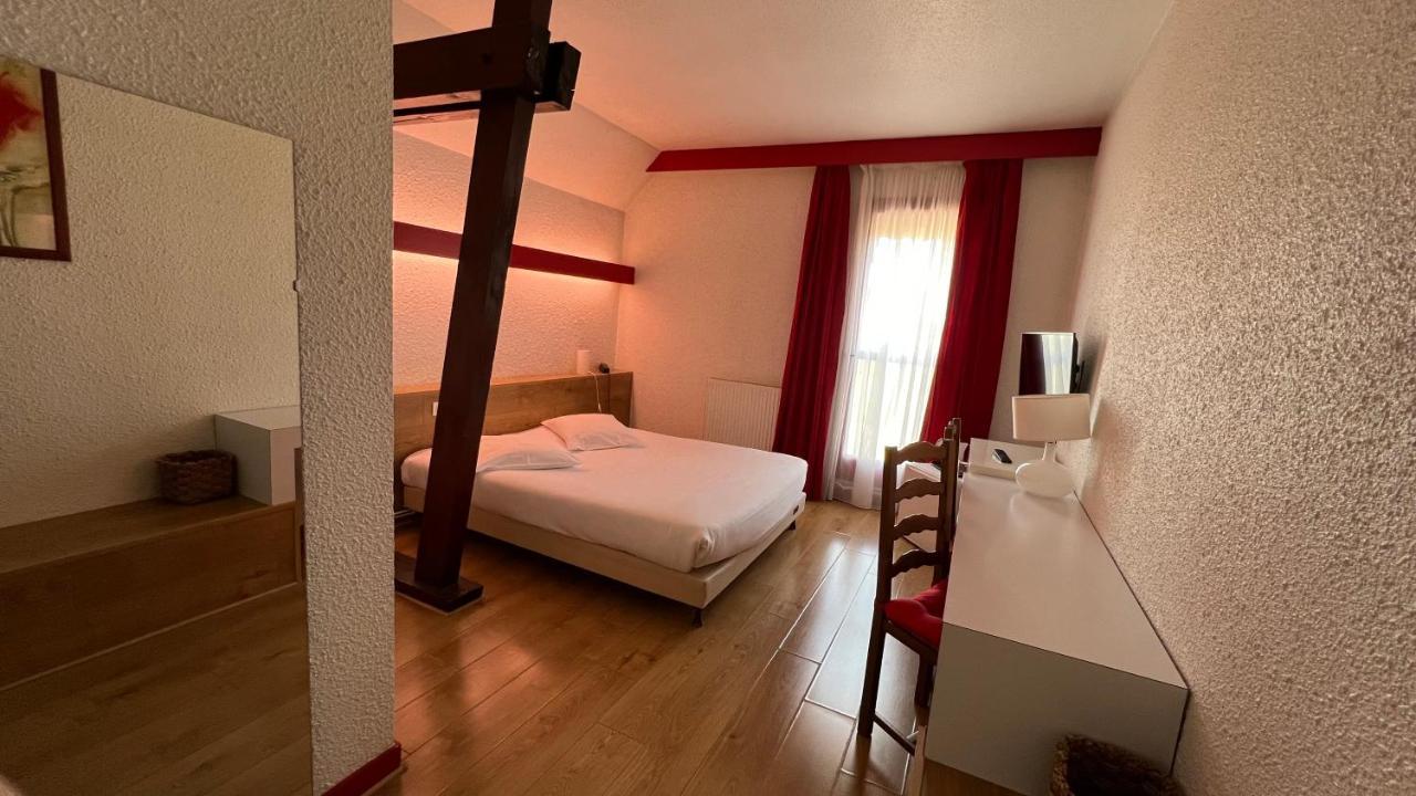 Готель Le Relais De La Sans Fond Fenay Екстер'єр фото