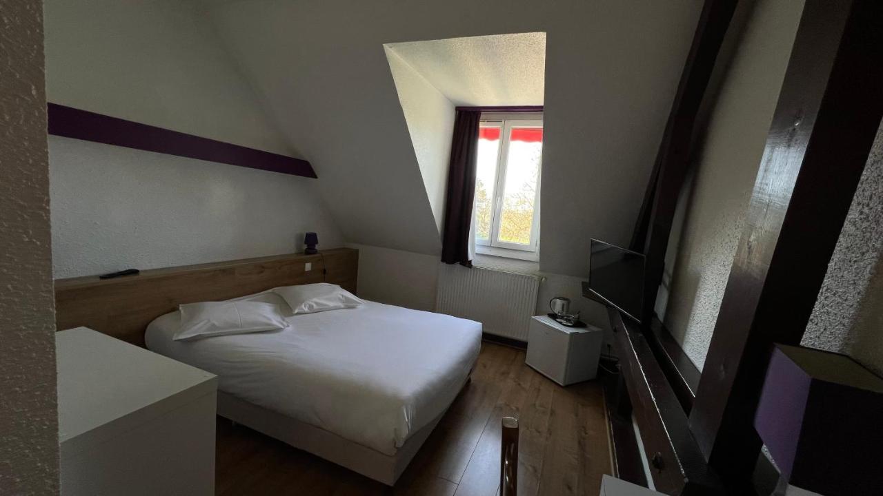 Готель Le Relais De La Sans Fond Fenay Екстер'єр фото