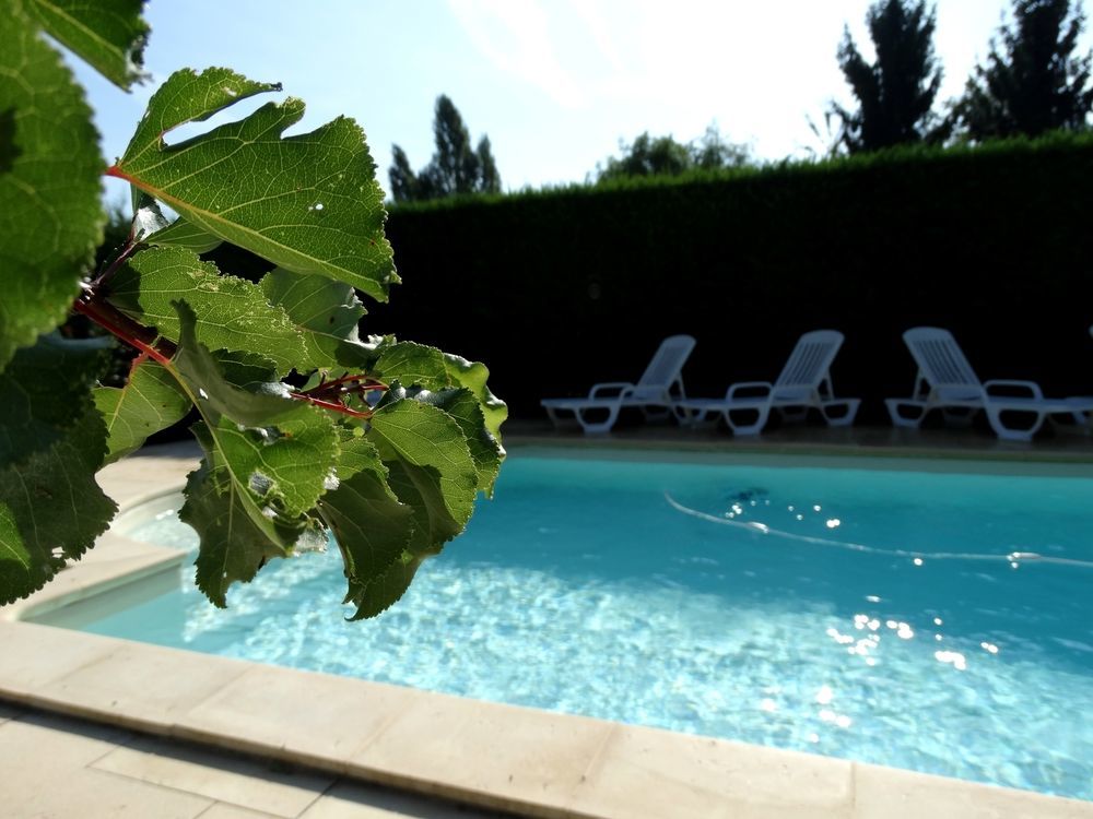 Готель Le Relais De La Sans Fond Fenay Екстер'єр фото