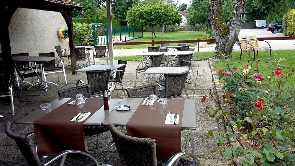 Готель Le Relais De La Sans Fond Fenay Екстер'єр фото